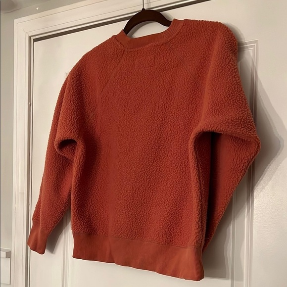 Everlane The Renew Fleece Raglan Sweatshirt - Coral​ - Picture 7 of 7